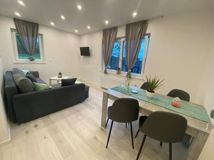 Ferienwohnung Vulkaneifel シュタットキル エクステリア 写真